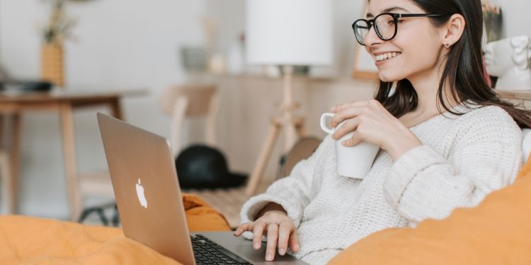 5-bisnis-online-yang-kian-menarik-di-tahun-2021